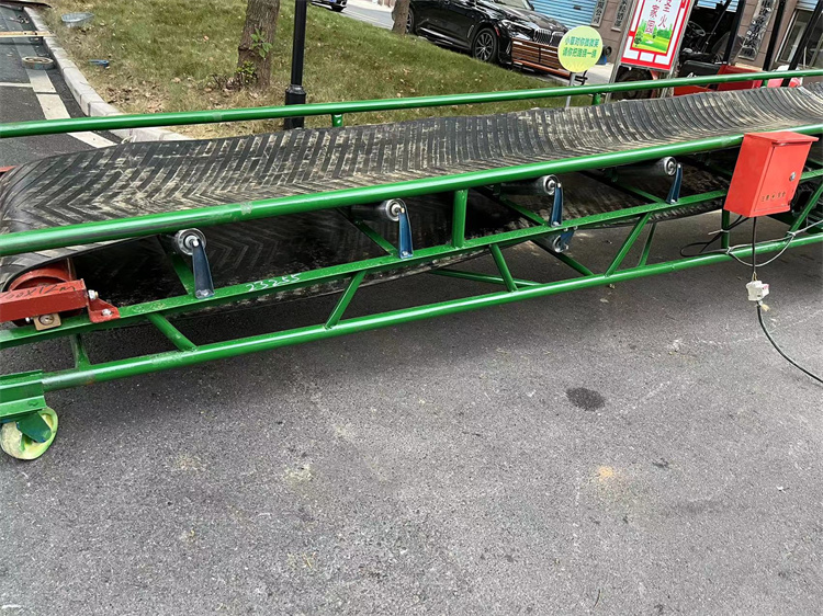 傳輸機